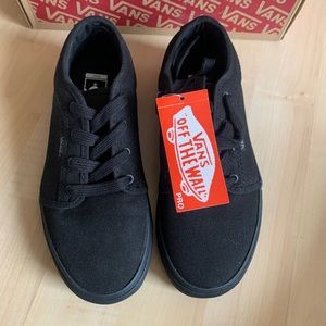 NWT black lace up vans